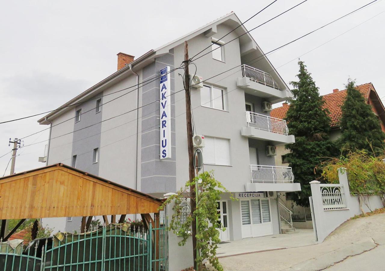 Akvarius Ni Exterior foto